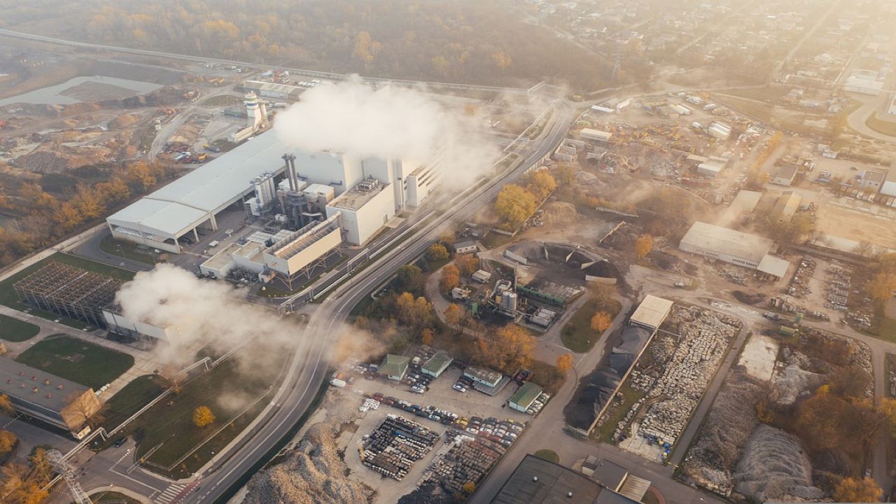 inquinamento atmosferico industrie