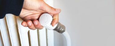 Regolare valvola termosifone