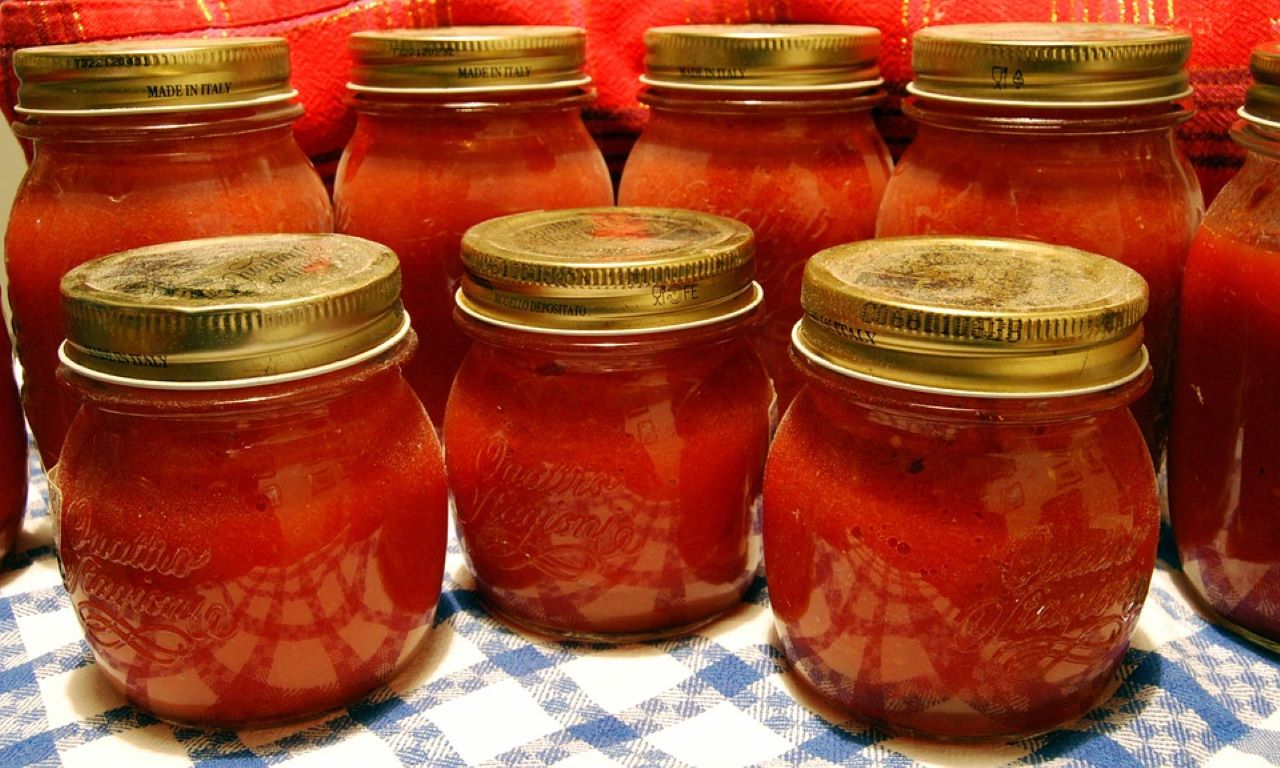 passata di pomodoro fatto in casa