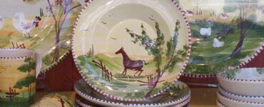 Stoviglie decorate a mano