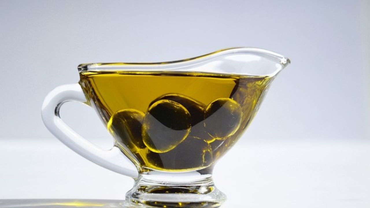 olio di oliva ed origano