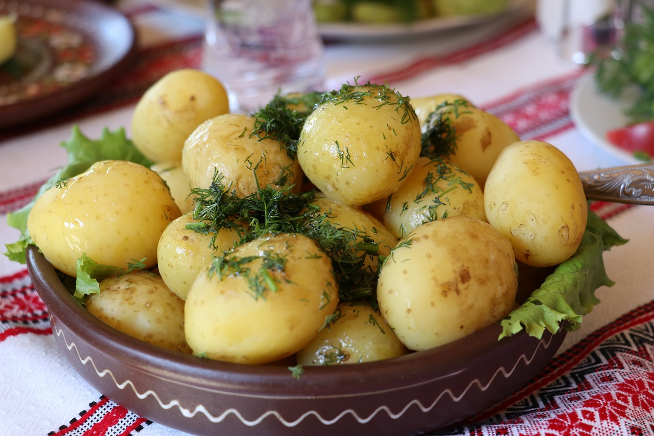 Patate a tavola